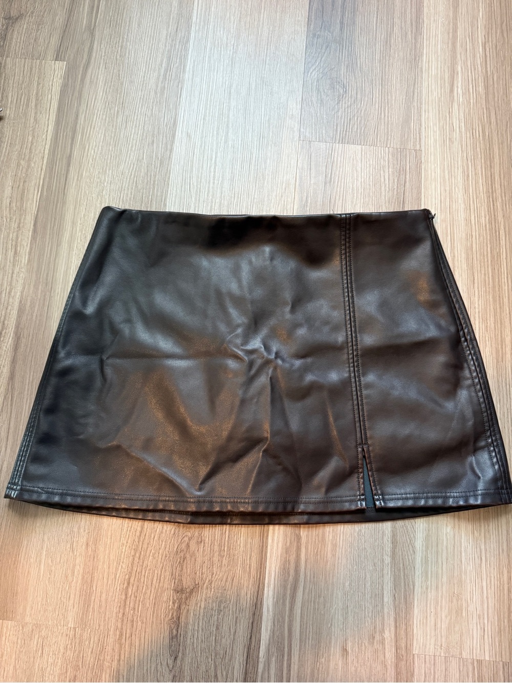 Kohl's Brown Faux Leather Mini Skirt with Side Seam and Small Front Slit